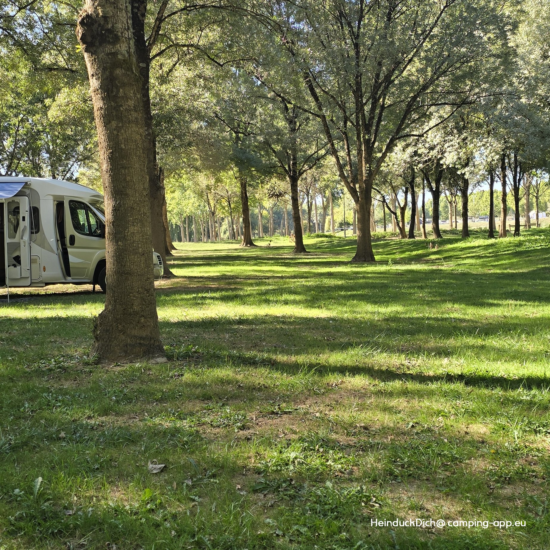 Stellplatz Marmande — Campervan Site in Marmande