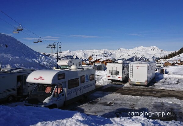Stellplatz Mâcot-la-Plagne — Photo 2