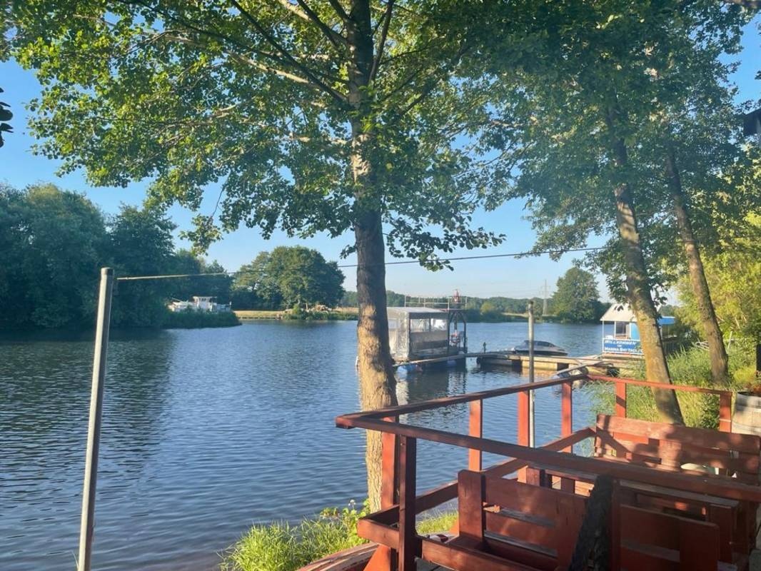 Marina Bay Jachthafen — Campervan Site in Buchholz (Aller)