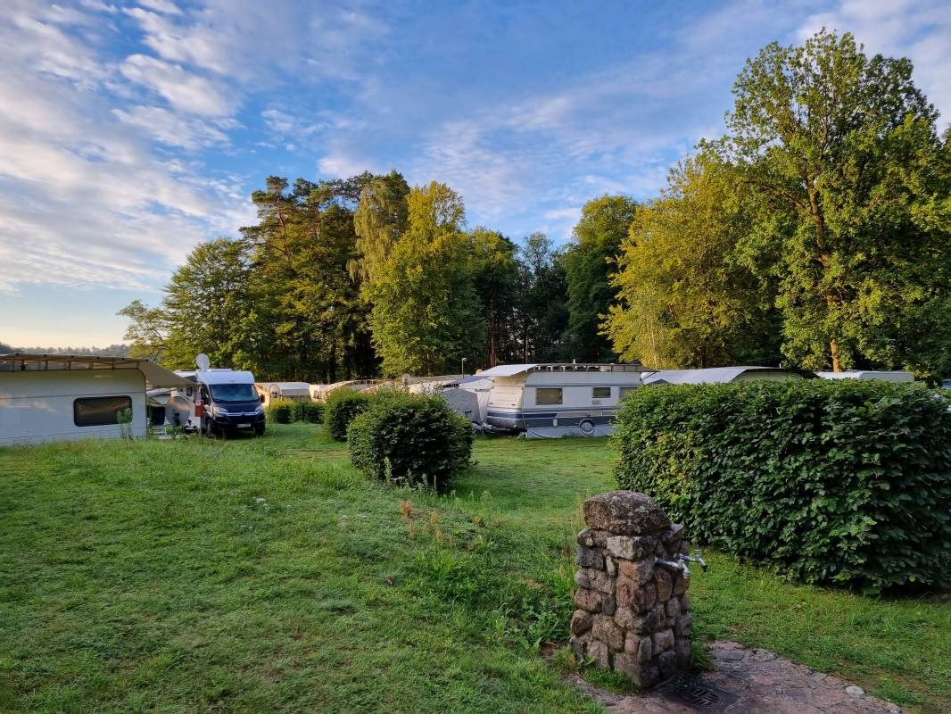 Natur-Campingplatz Großer Rehwinkel — Kamp yeri in Neuruppin