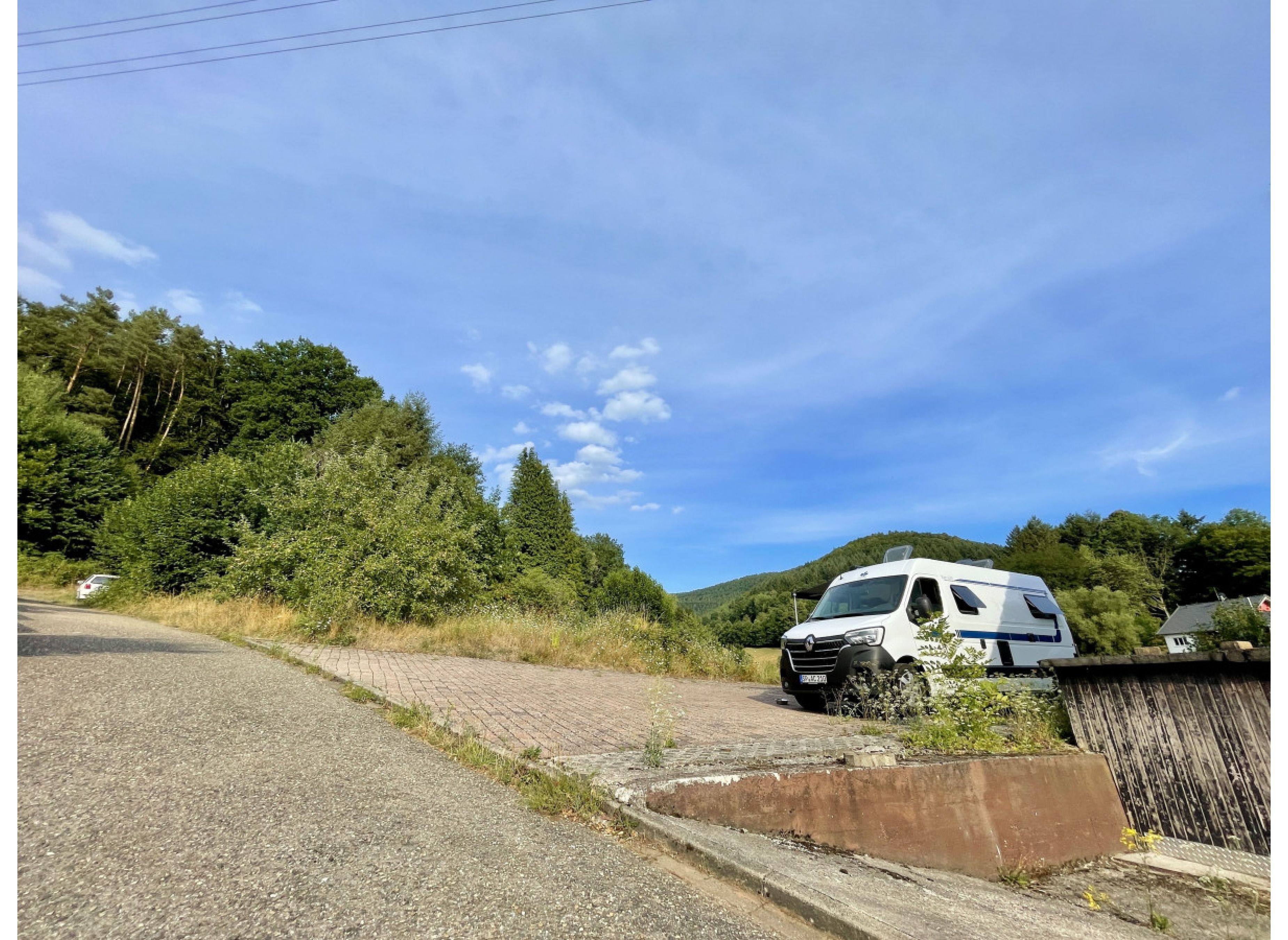 Über den Dächern von Schönau — Bobilplass in Schönau