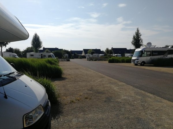 Wohnmobilstellplatz Mont-Saint-Michel — Bobilplass in Beauvoir