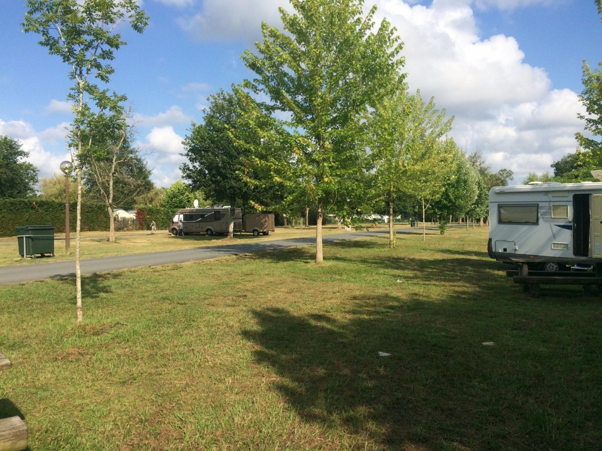 Stellplatz Léon — Campervan Site in Léon