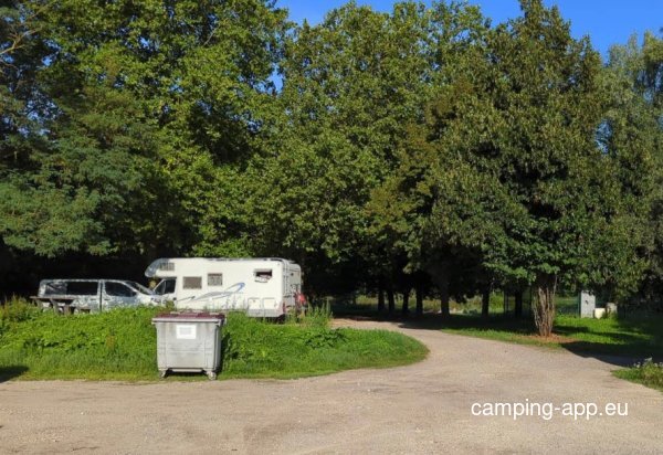 Stellplatz Saint-Nicolas-de-Port — Photo 4