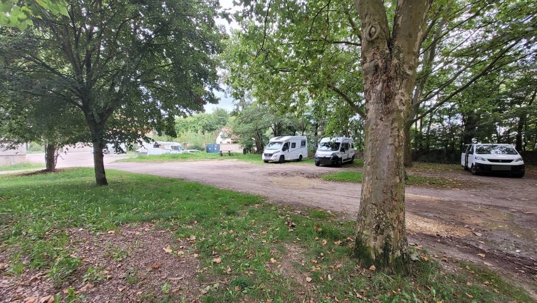 Stellplatz Saint-Nicolas-de-Port — Campervan Site in Saint-Nicolas-de-Port