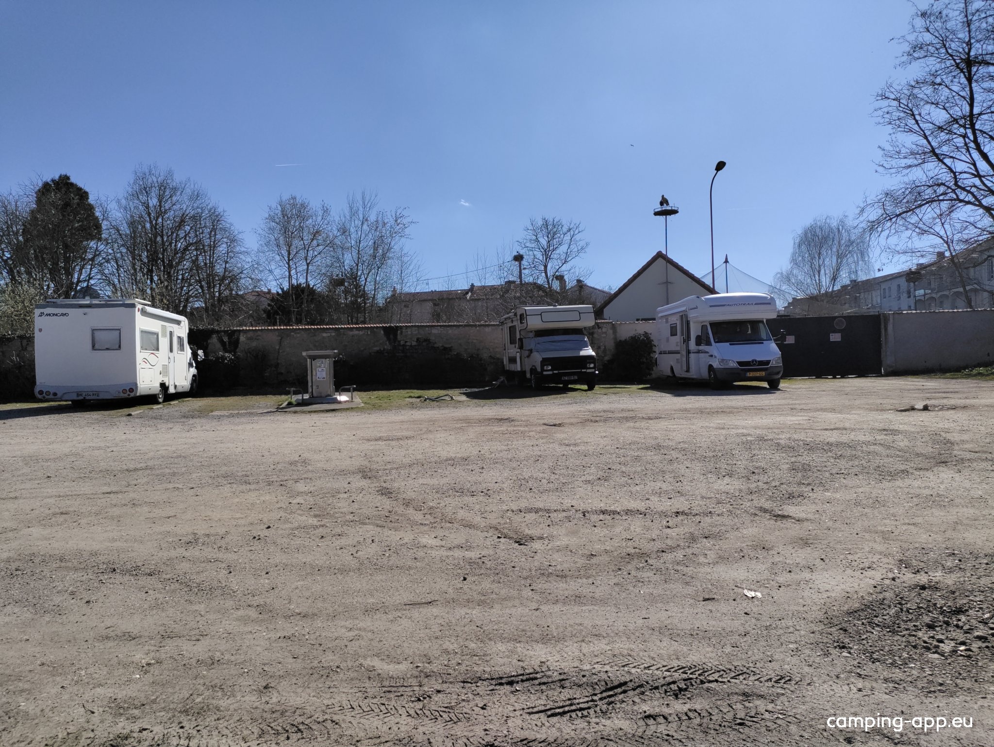 Stellplatz Saint-Nicolas-de-Port — Sp. parking dla kamperów in Saint-Nicolas-de-Port