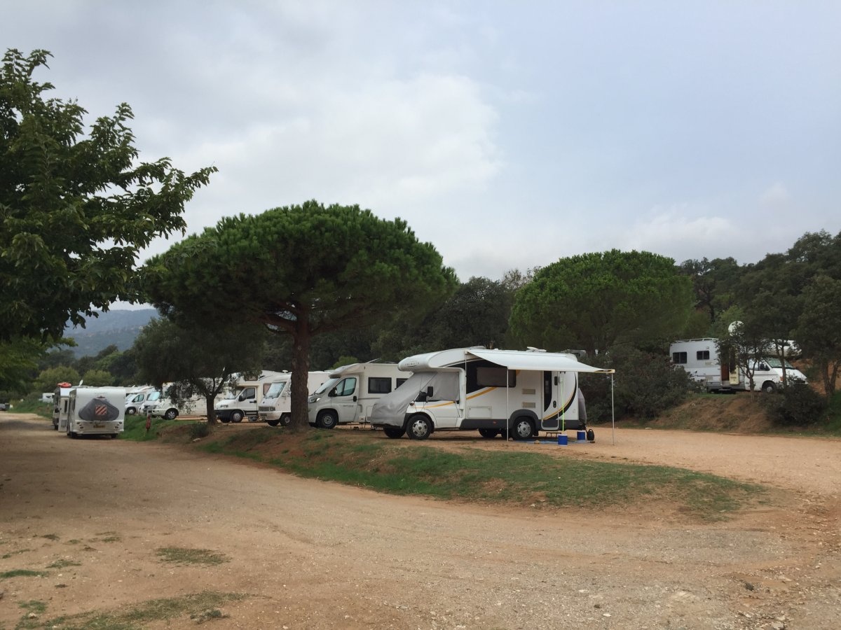 Camping-Car Park Cavaliere Cavaliere Sur Mer — Karavan Sitesi in Le Lavandou