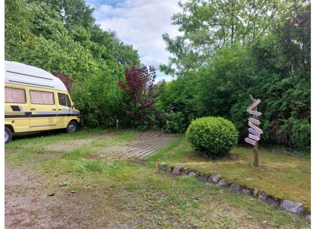 Bus/Camper Stellplatz in Kiel Wellsee — Campervan Site in Kiel