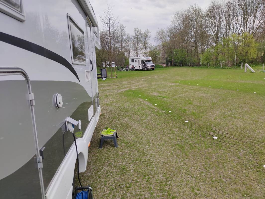 Landgut Het Meenen — Campervan Site in Mander