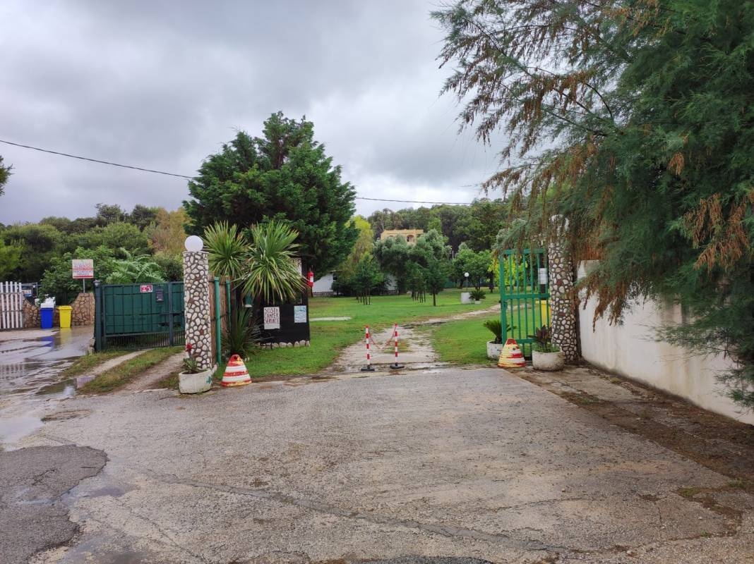 Sosta Camper Sole — Campervan Site in Rodi Garganico
