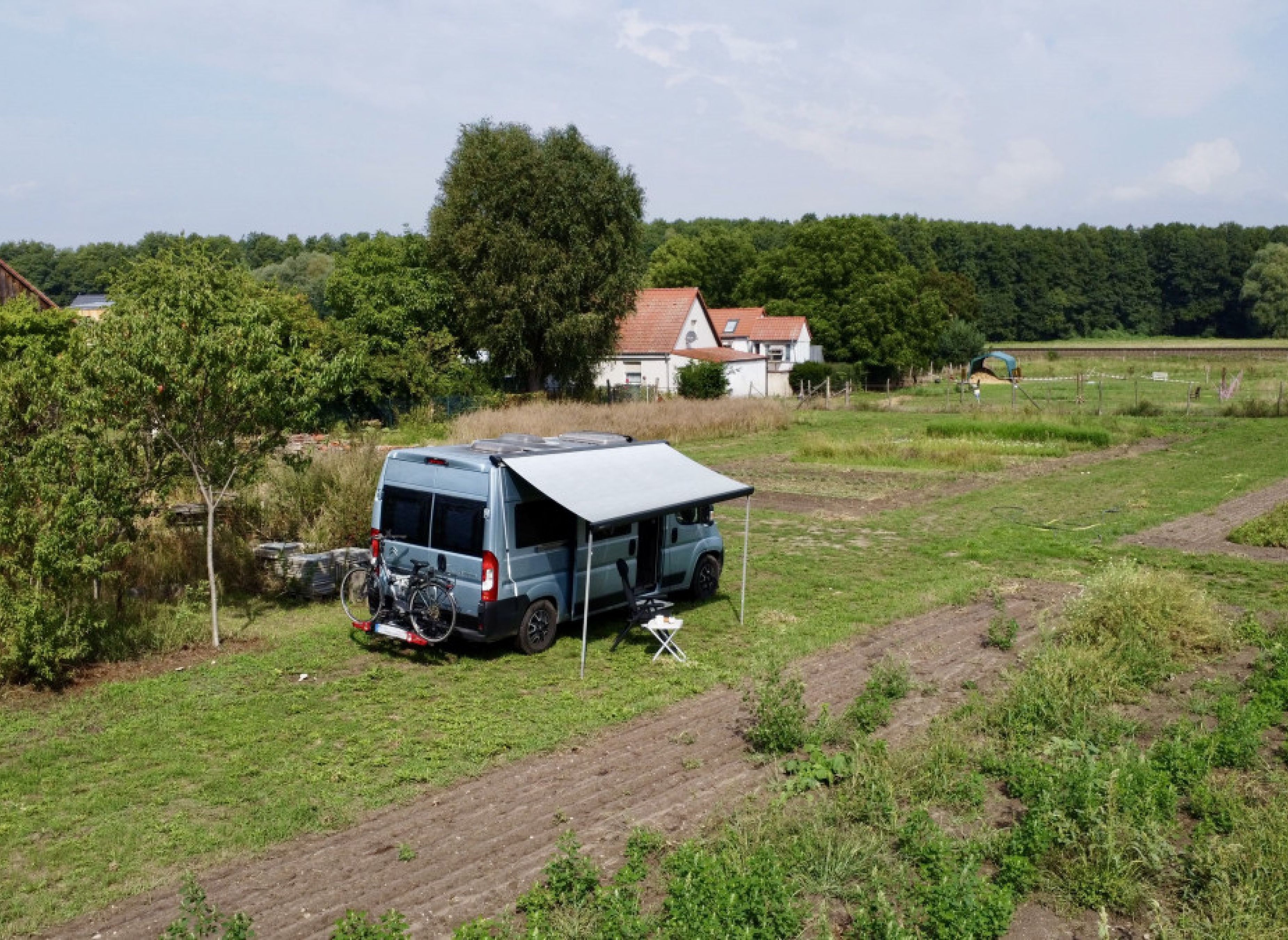 Direkt im Garten mit schönem Ausblick #2 — Camperplaats in Groß Kreutz (Havel)
