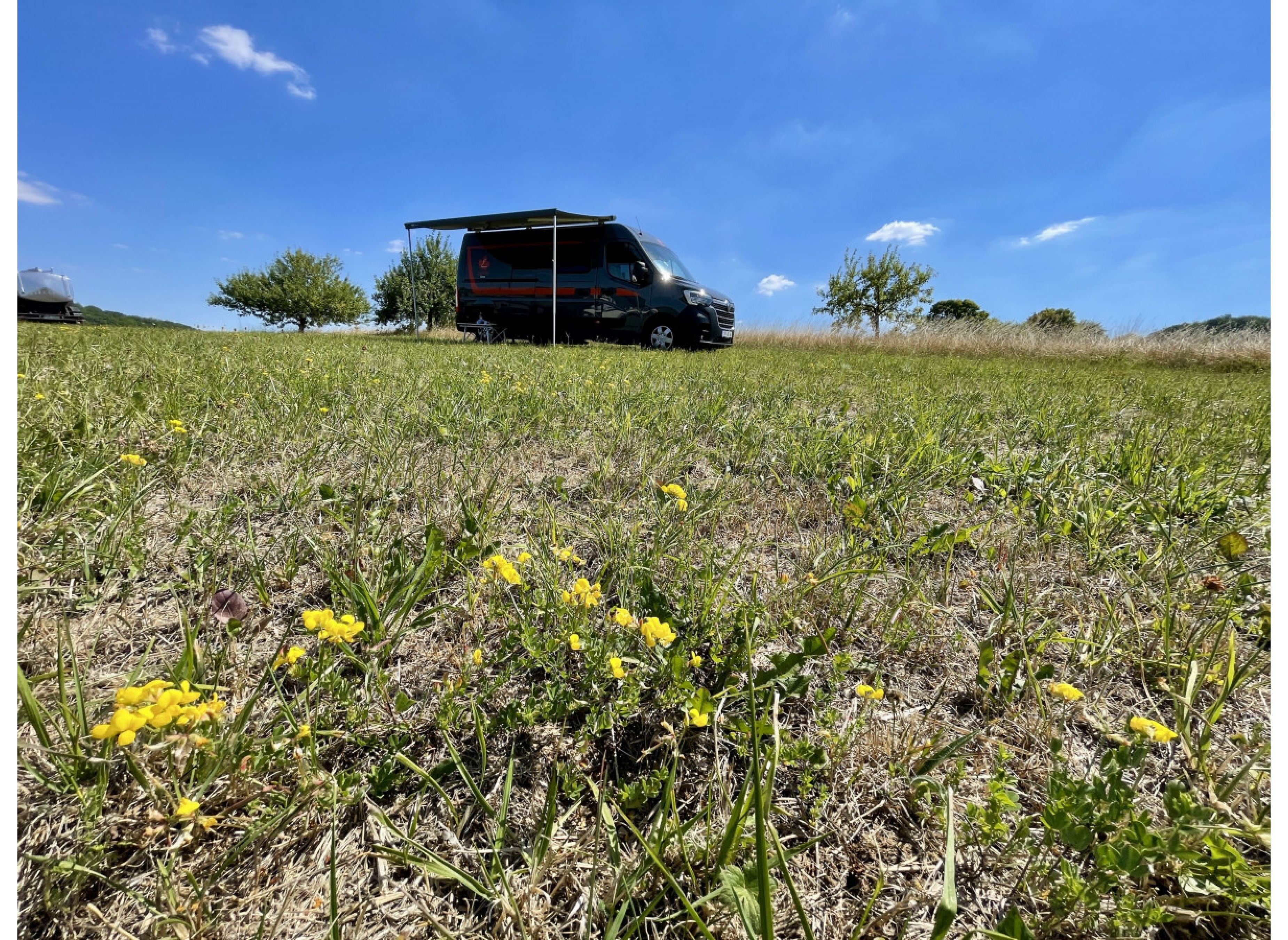 "Huibergblick" im schönen Untertaunus — Camperplaats in Aarbergen