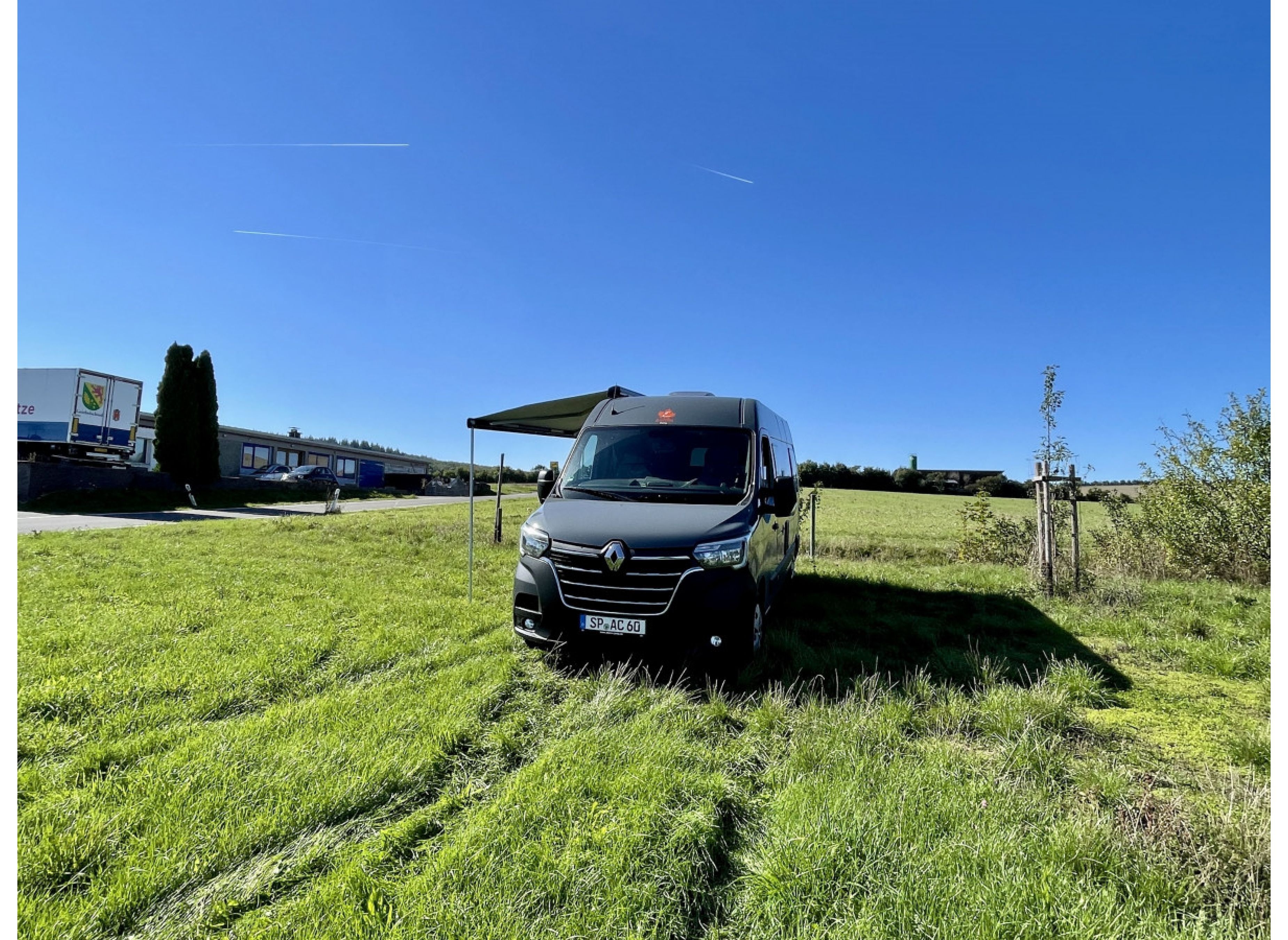 Im Apfelgarten mit Aussicht — Stellplatz in Griebelschied