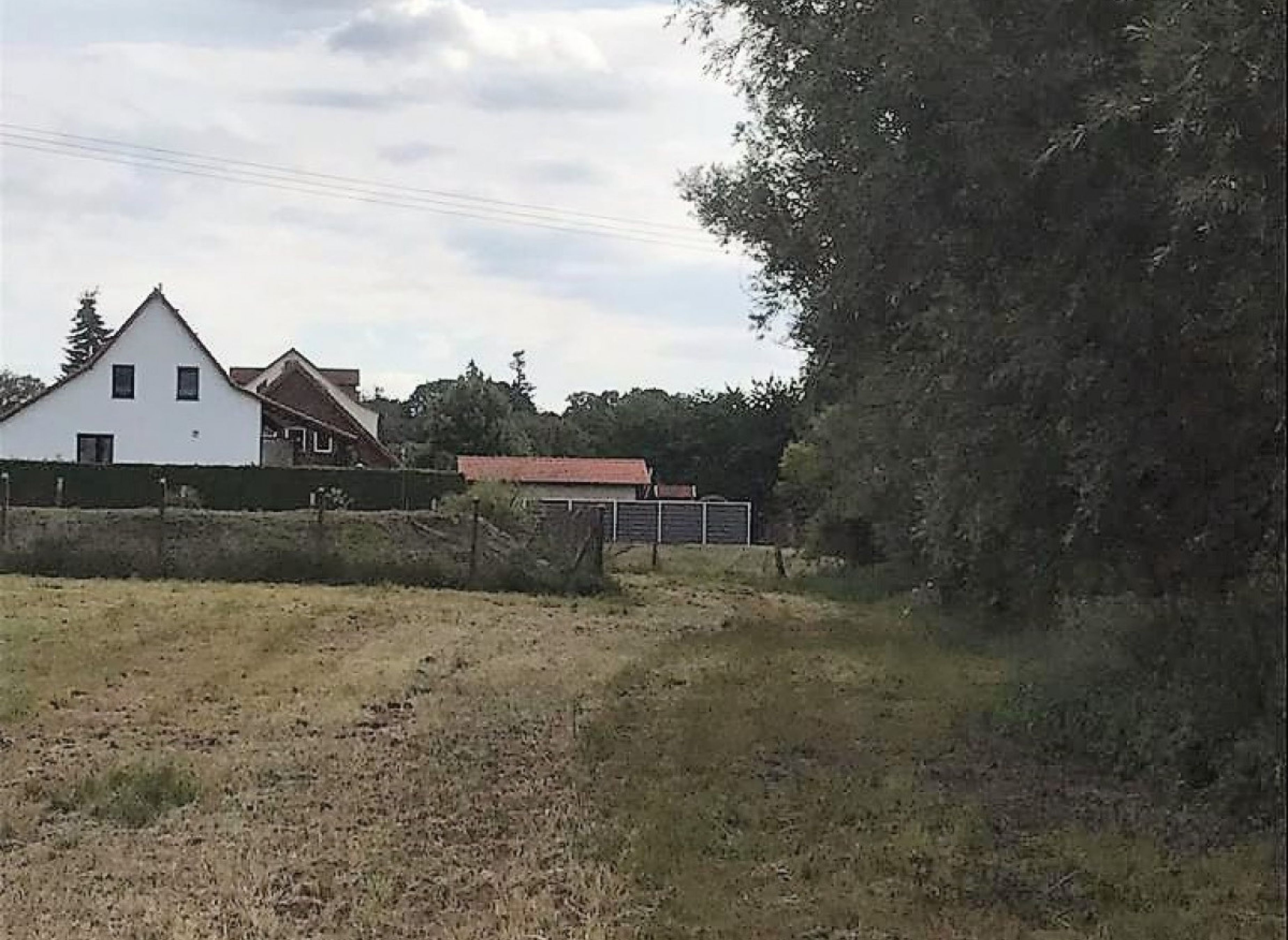 Stellplatz in ruhiger Lage — Campervan Site in Walow