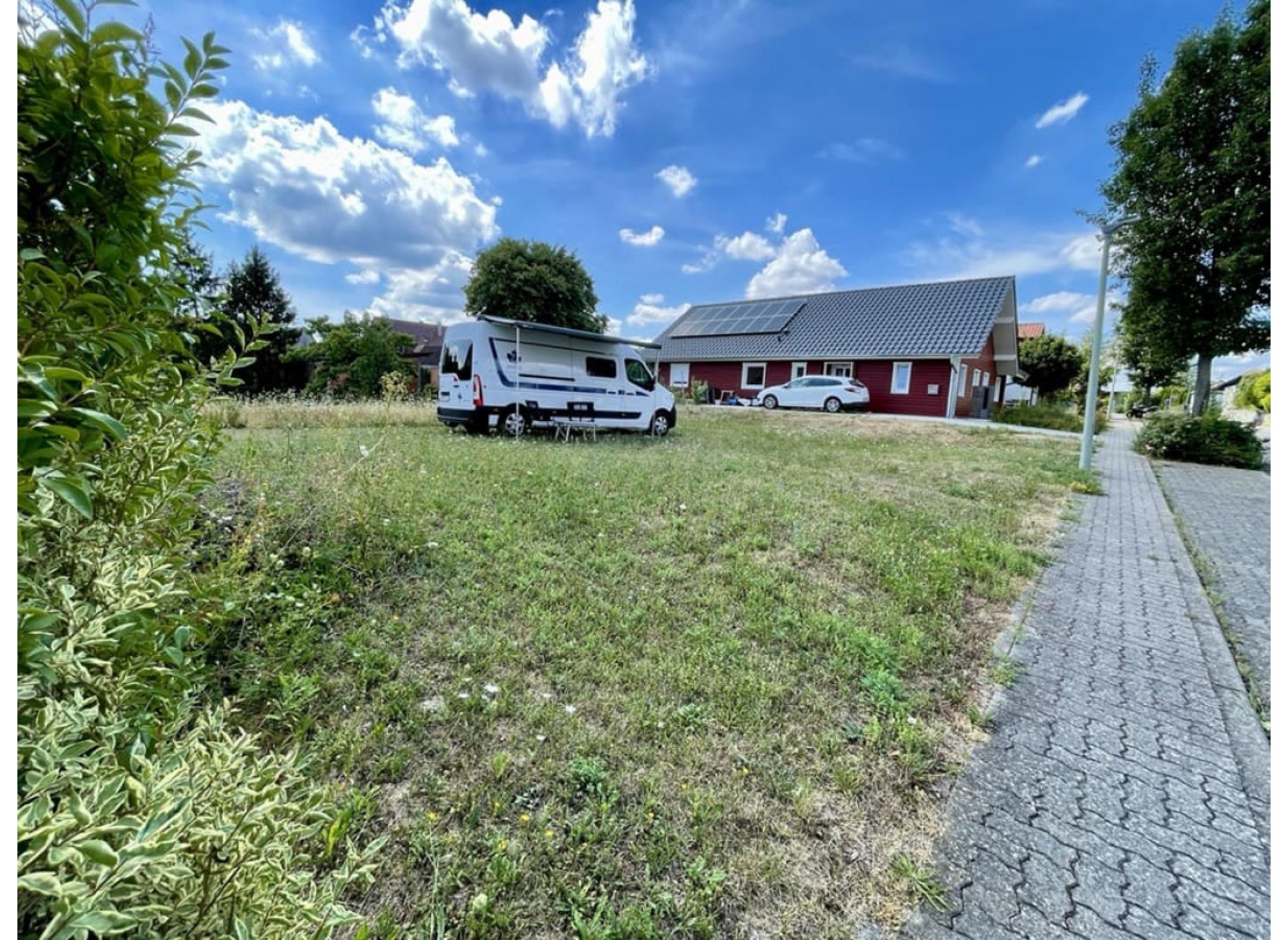 platz auf der grünen wiese — Ställplats in Herxheimweyher
