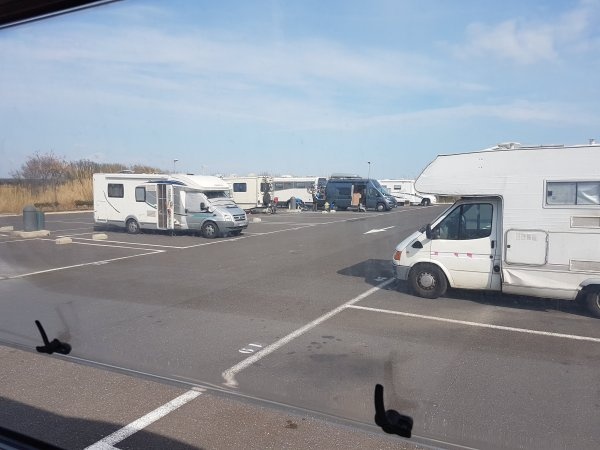 Stellplatz Villeneuve lès Maguelone — Sp. parking dla kamperów in Villeneuve lès Maguelone