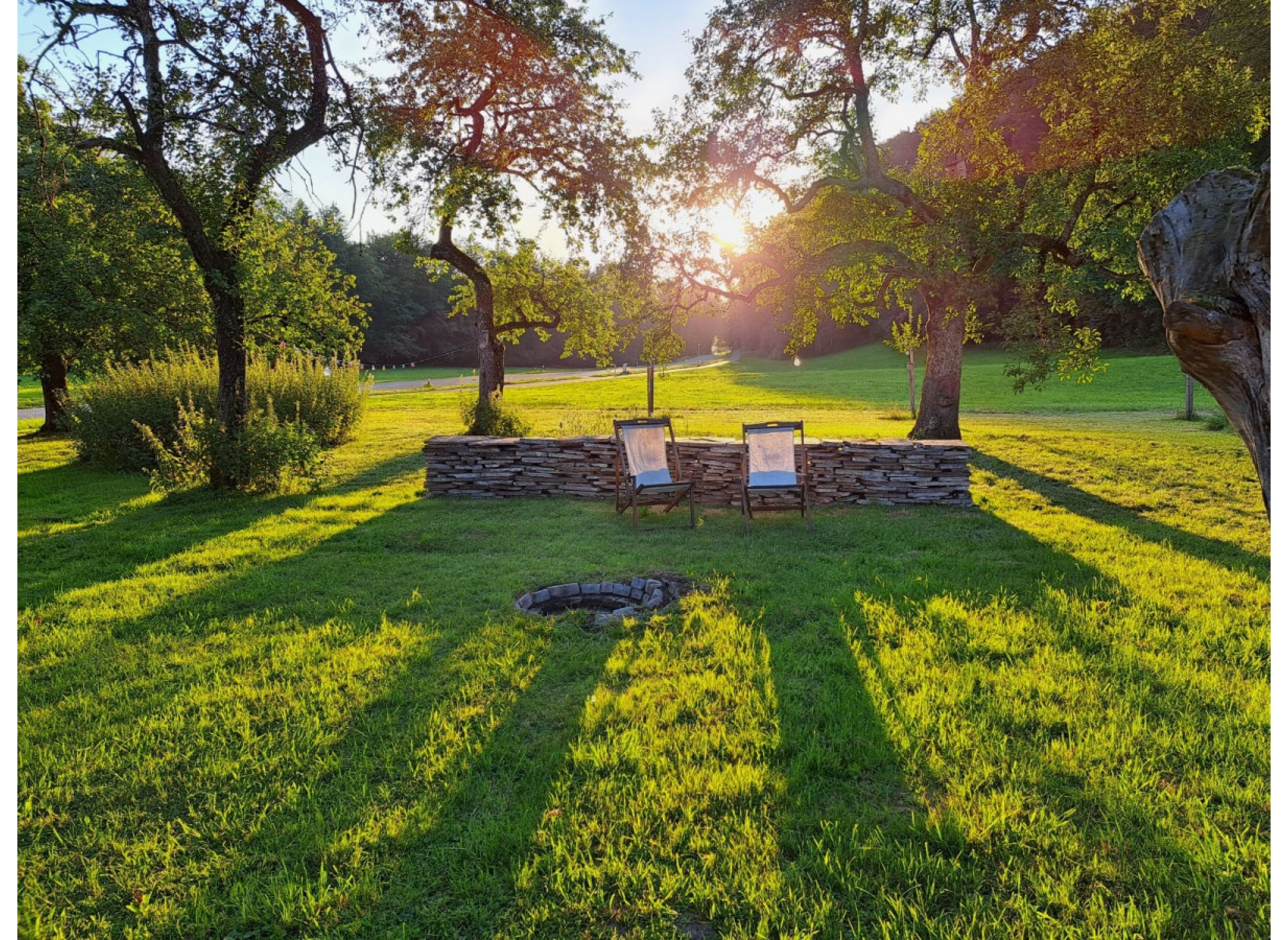 Zelten auf der Streuobstwiese Chiemgau — Aire camping car in Siegsdorf/Hammer