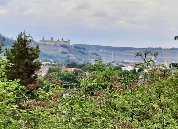 Mit Blick auf die Festung — Foto 3