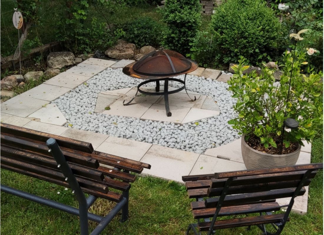 campen das ganze jahr, top-lage und natur pur — Aire camping car in Meiningen