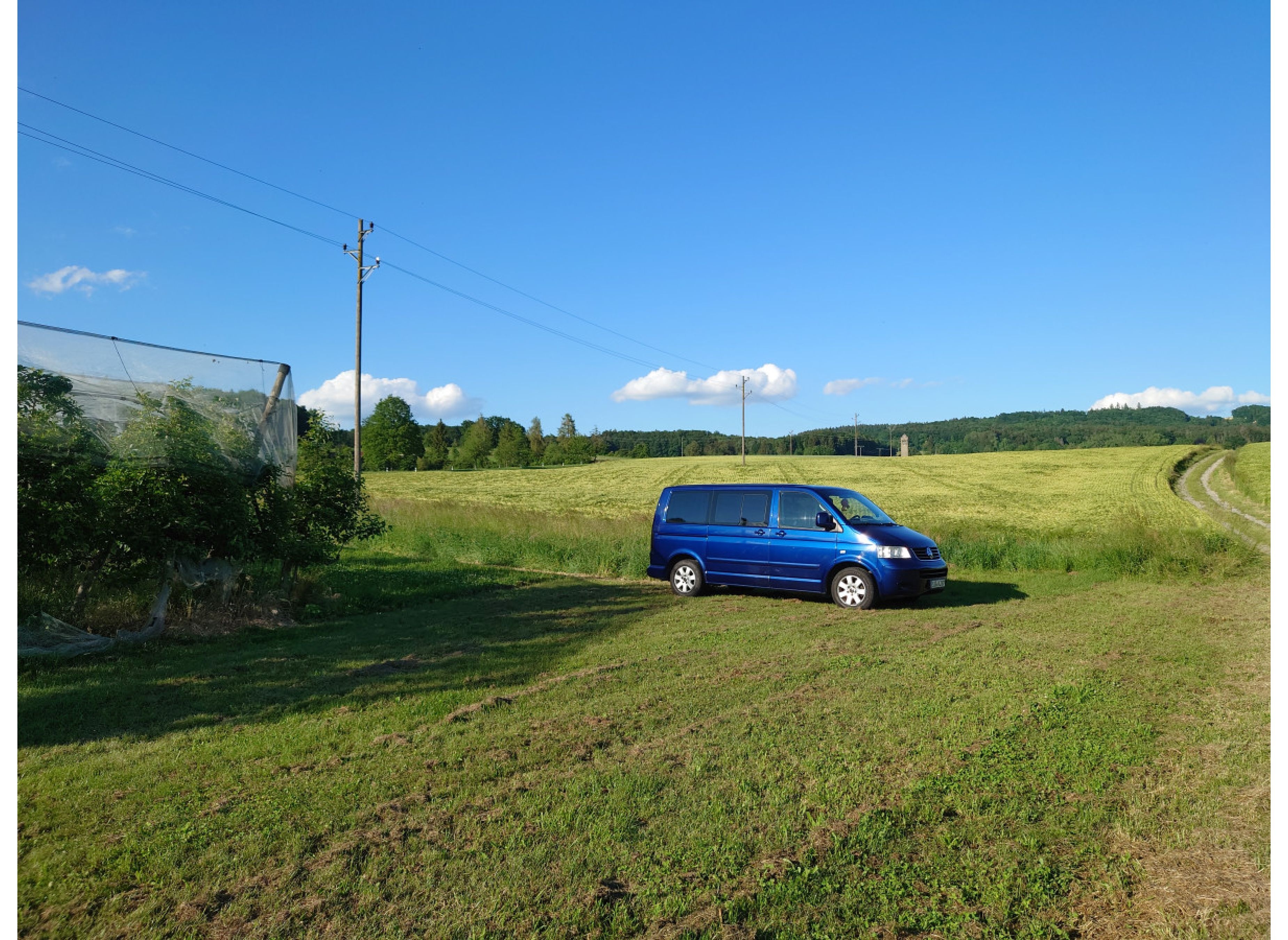 Der Traum vor den Apfelbäumen — Aire camping car in Bermatingen