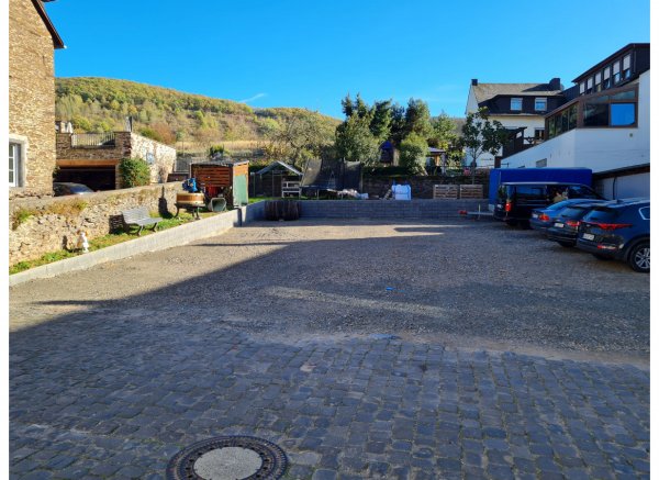 Wohnmobilstellplatz in der Nähe von Cochem an der Mosel — Foto 3