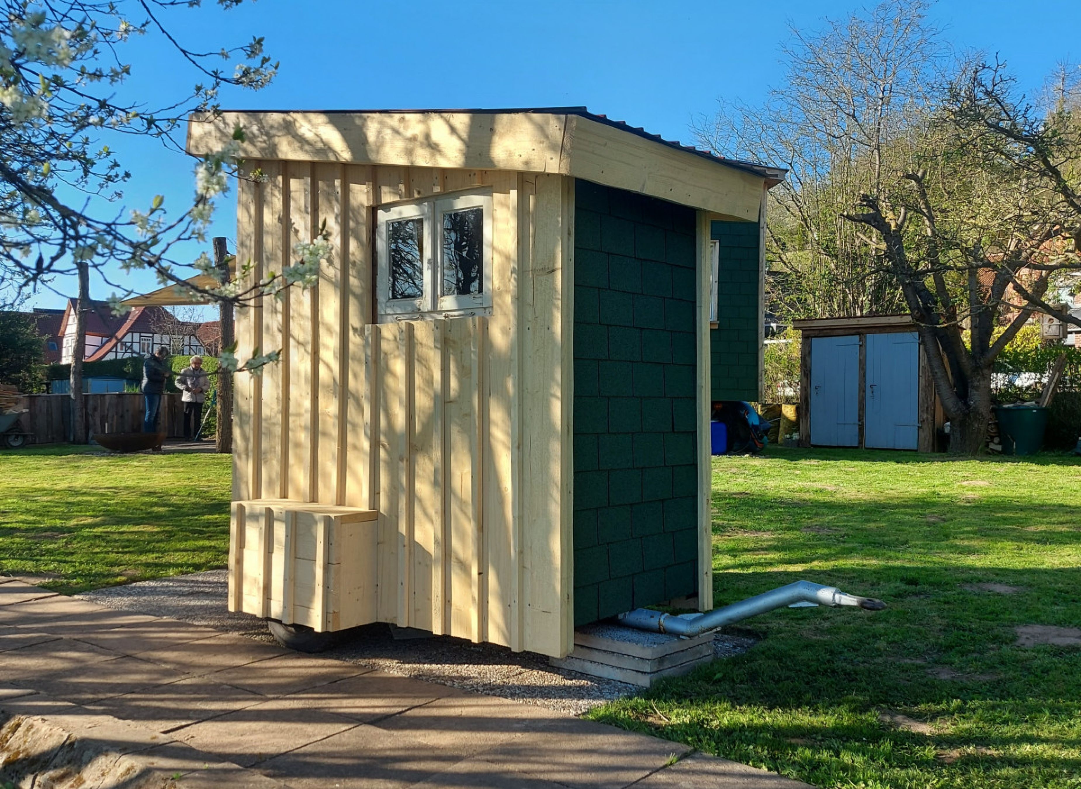 Bonserosa - Van / Zelt & Grillplatz im Ufergarten — Ställplats in Emmerthal