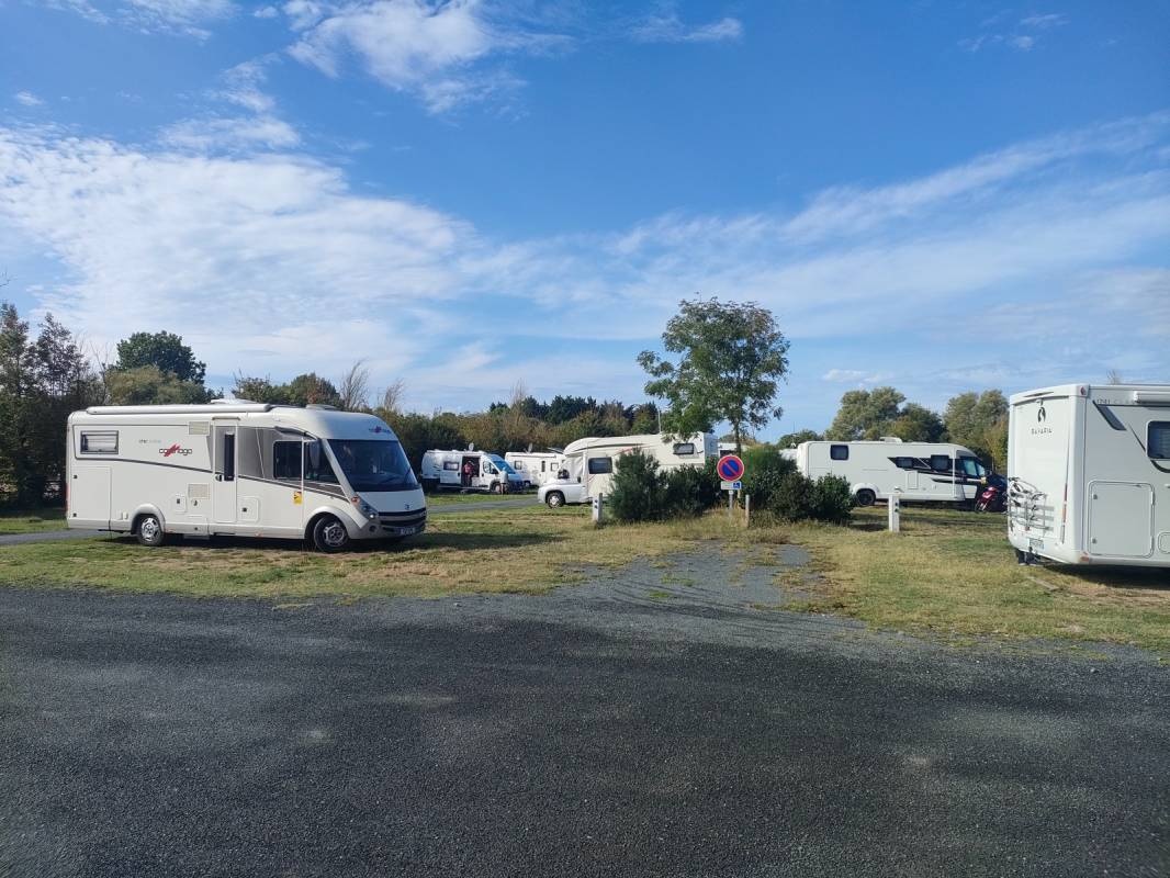Camping-Car Park Châtelaillon-Plage — Aire camping car in Châtelaillon-Plage