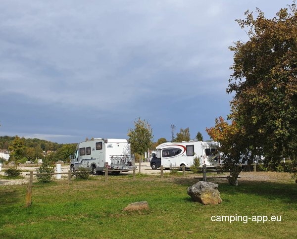 Stellplatz Luxeuil-les-Bains — Photo 2