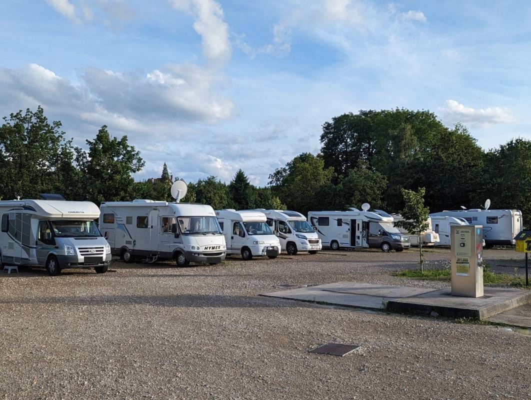 Stellplatz Luxeuil-les-Bains — Sp. parking dla kamperów in Luxeuil-les-Bains