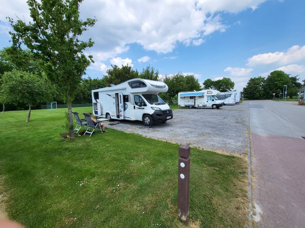 Stellplatz Jade — Area Autocaravanas in Jade