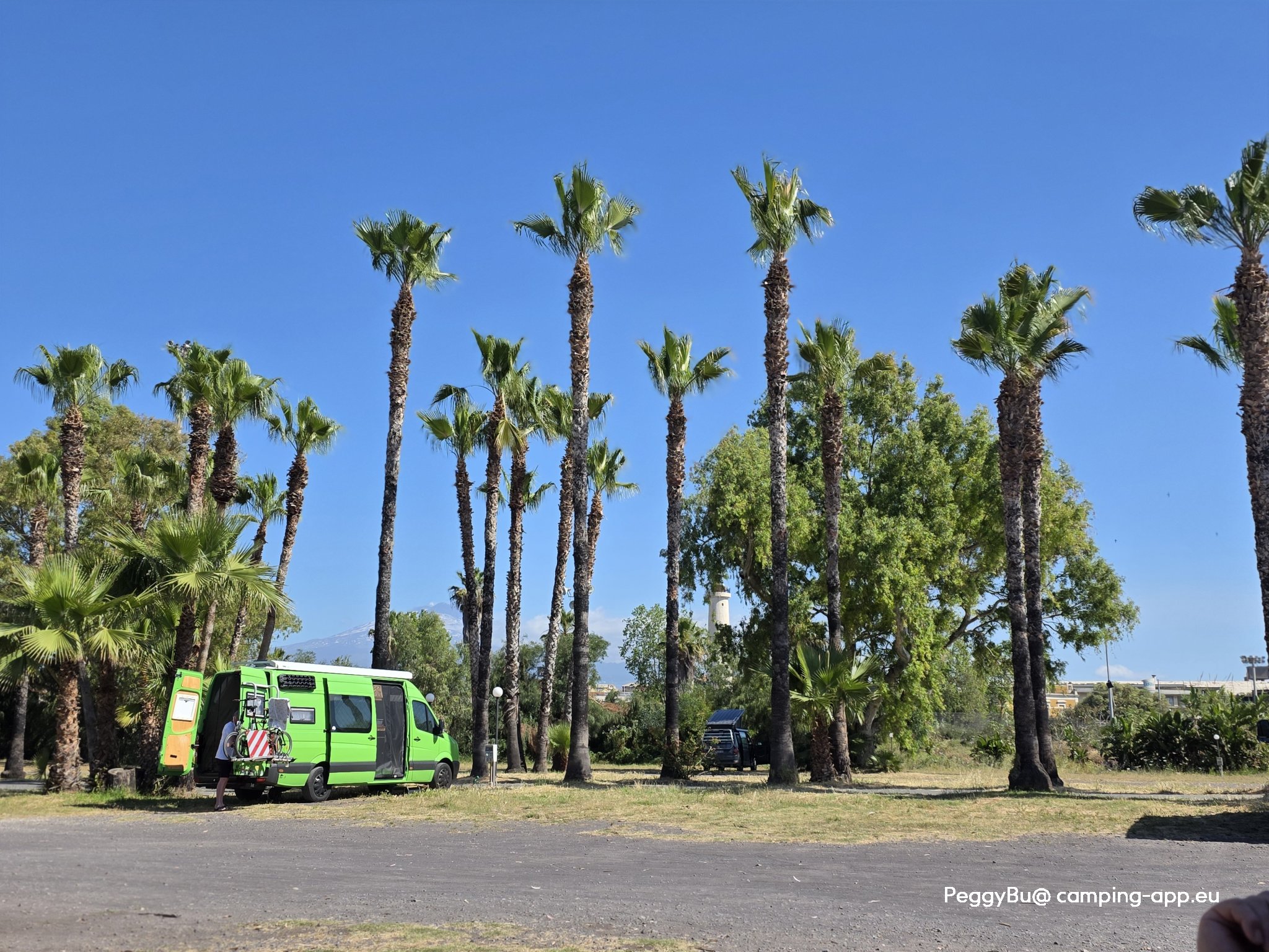 Lua Beach Catania — Area Autocaravanas in Catania