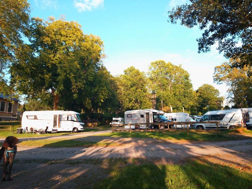 Kungälv Camping und Bed & Breakfast — Area Autocaravanas in Kungälv