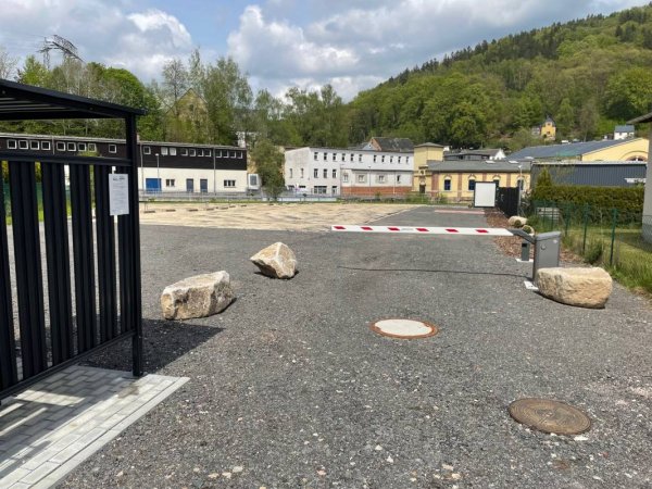 Wohnmobilstellplatz Georgi - Bad Schlema — Photo 3