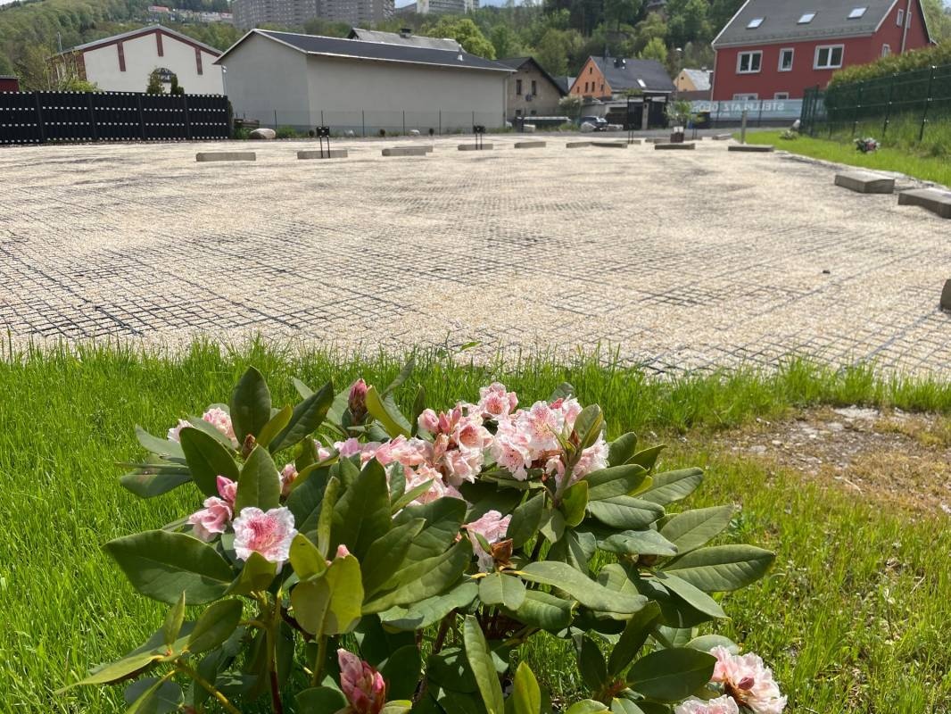 Wohnmobilstellplatz Georgi - Bad Schlema — Sp. parking dla kamperów in Aue-Bad Schlema