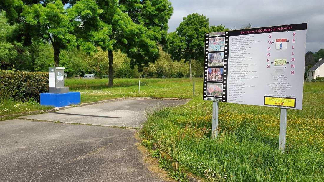Stellplatz Plélauff — Sítio para autocaravanas in Plélauff