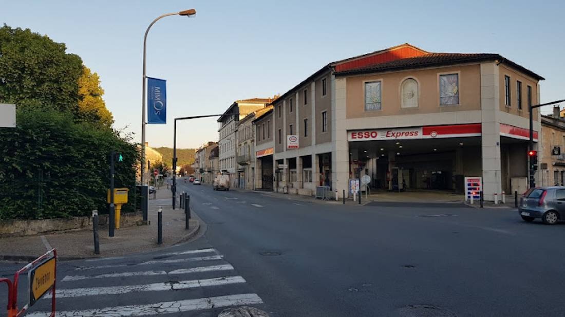V/E Station Périgueux — 露营车营地 in Périgueux