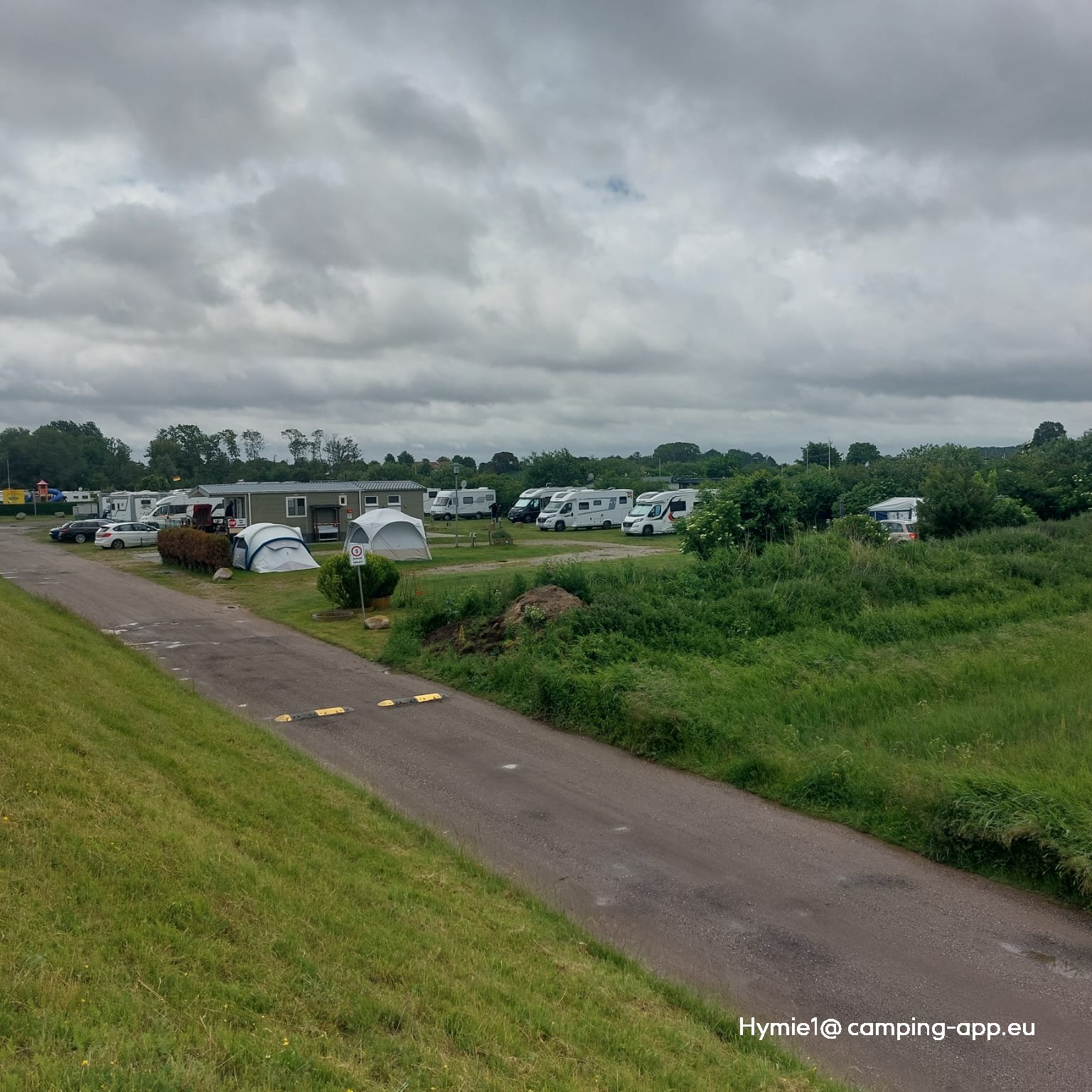 Camping am Minigolf — Foto 2