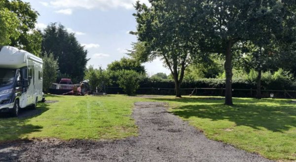 Ladybirch Motorhome Park — Photo 2