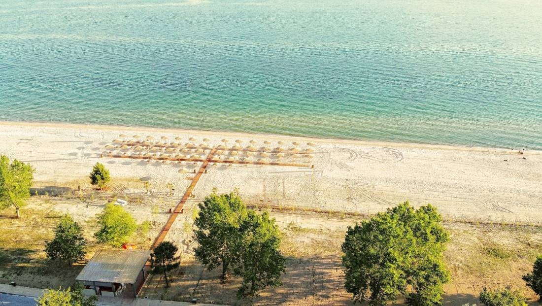 Mareleon Beach Resort — Camping Site in Kavala