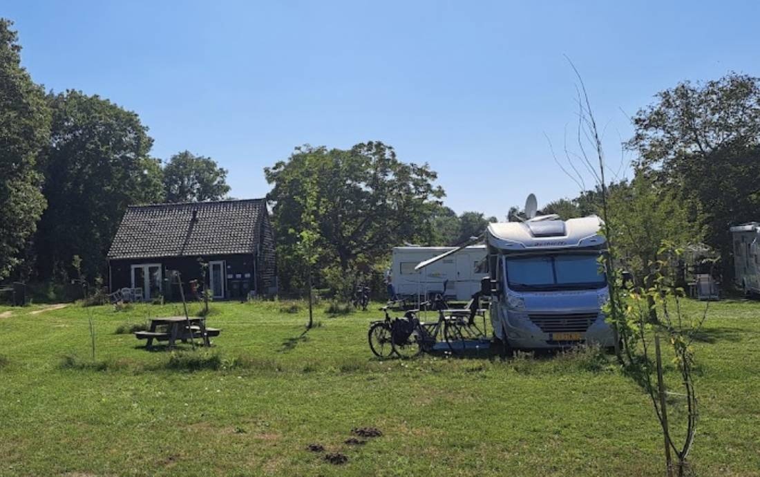 Forest Camp de Okkernoot — Camping in Swolgen