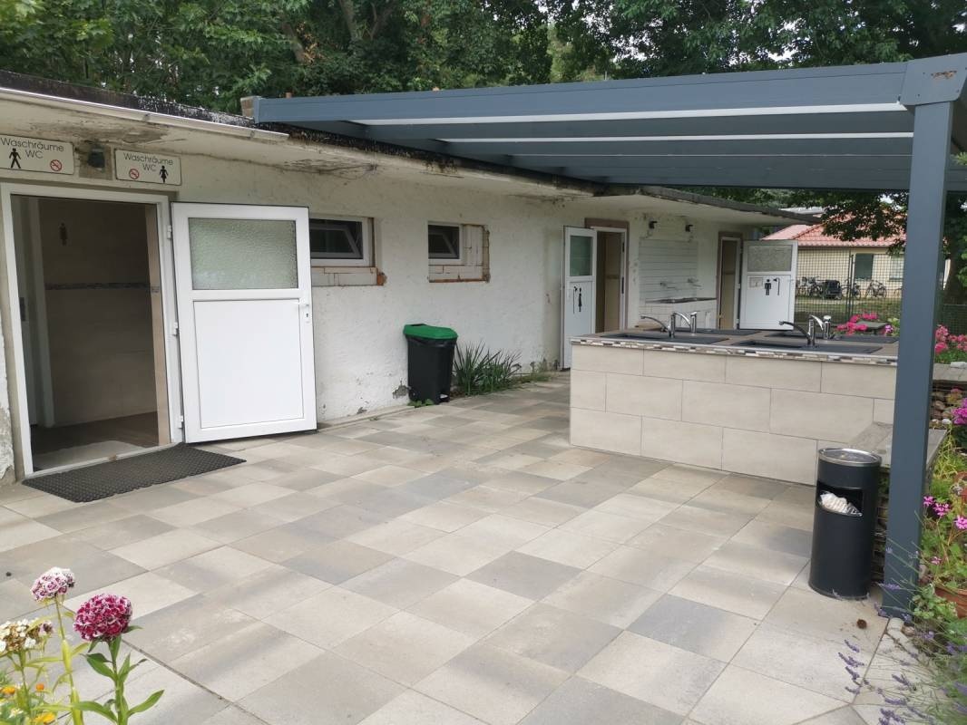 Campingplatz am Röblinsee — Cámping in Fürstenberg/Havel
