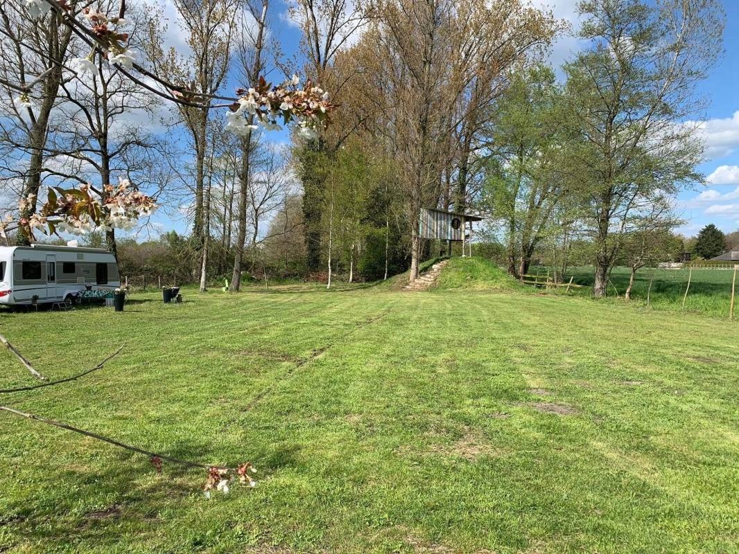 Stellplatz auf der ehemaligen Ponywiese — Sítio para autocaravanas in Gronau (Westfalen)