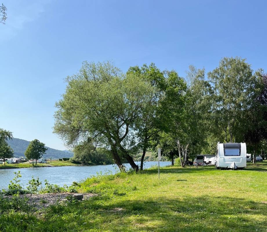 Camping am Leinritt — Area da campeggio in Großheubach