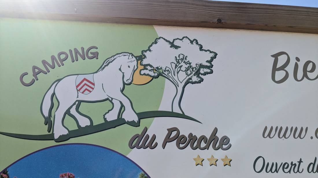 Camping du Perche — Campingplats in Fontaine-Simon