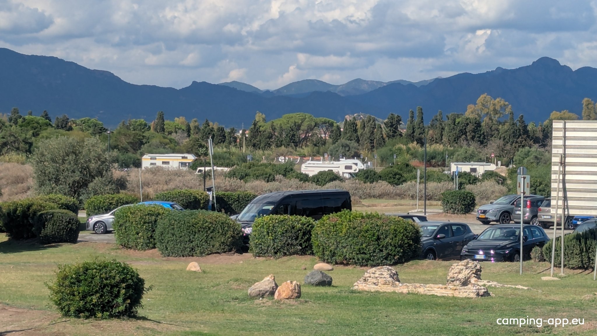 Parcheggio Viale Nora — Sítio para autocaravanas in Nora