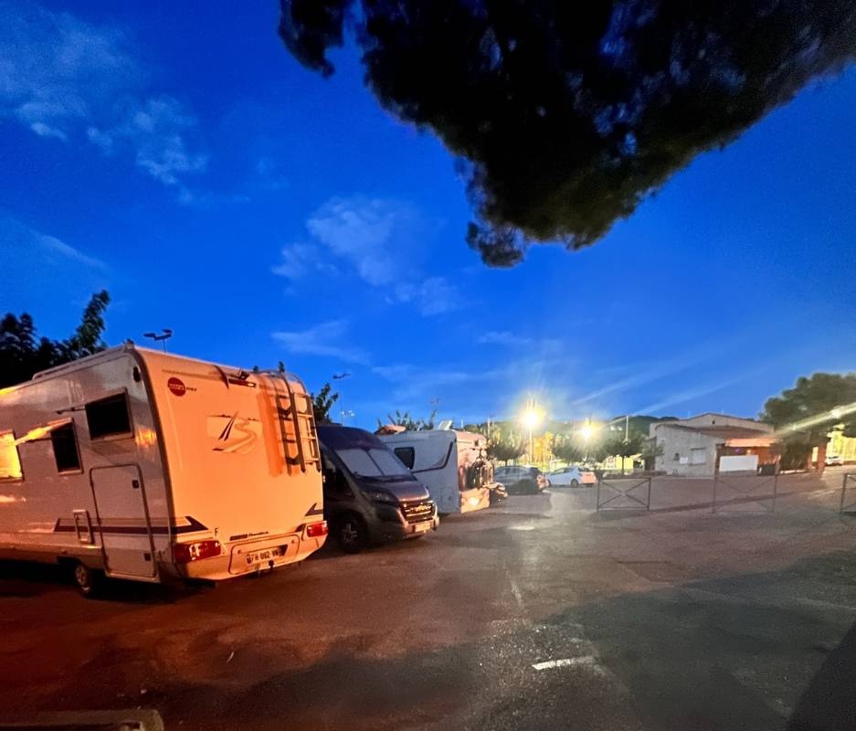 Stellplatz Saint-Mandrier-sur-Mer — Campervan Site in Saint-Mandrier-sur-Mer