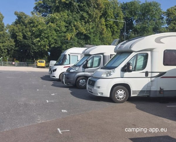 Stellplatz Neuilly Saint Front — Photo 2