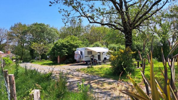 Stellplatz Frossay — Photo 2