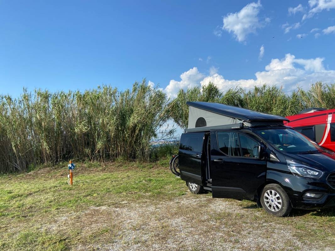 Parking Port Piombino Alvin — Campervan Site in Piombino