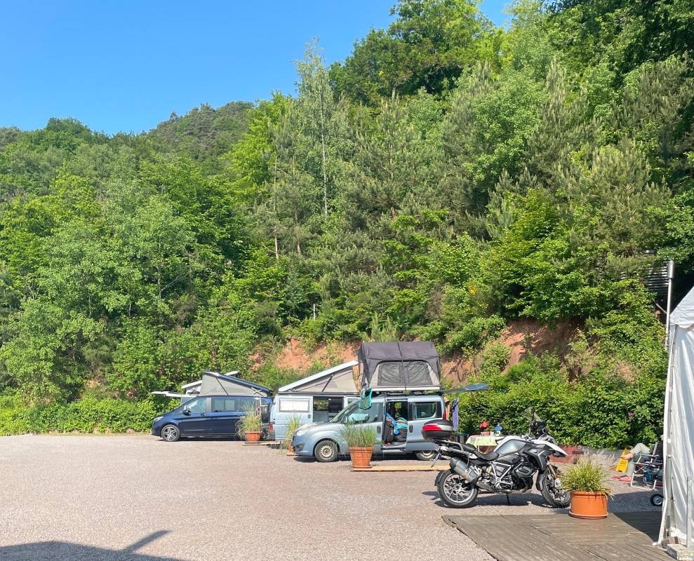Stellplatz Hotel am Hirschhorn — Bobilplass in Wilgartswiesen